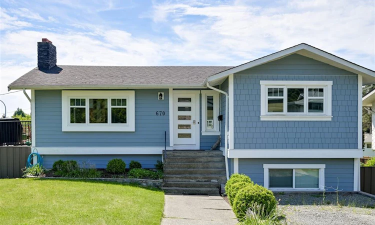 670 Polyanthus Crescent