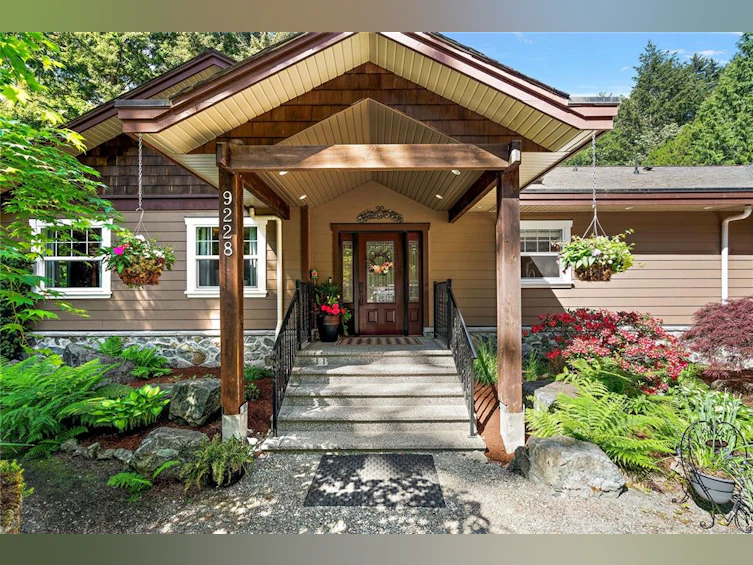 9228 Jura Road, North Saanich, BC, V8L 5G1 - 6