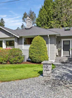 202 Crescent Road E