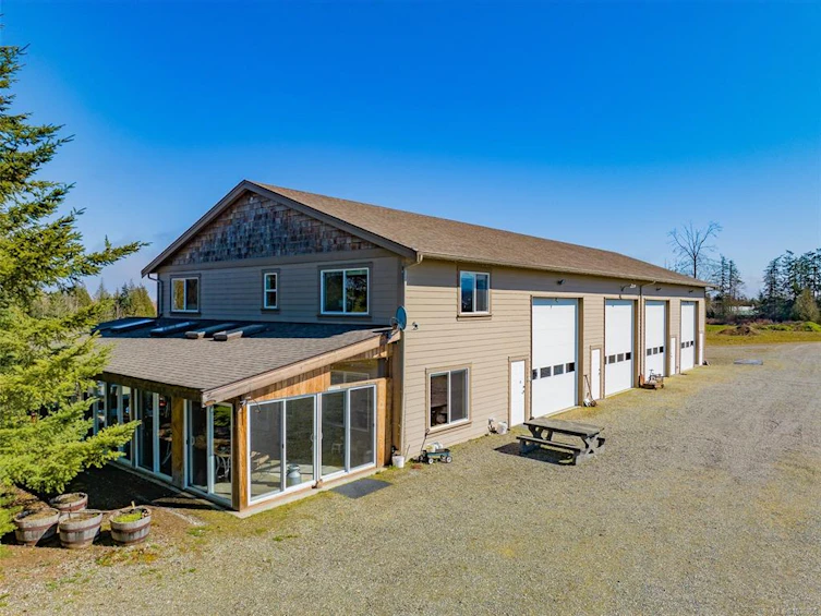 1355 Hodges Road, French Creek, BC, V9P 2B5 - 33