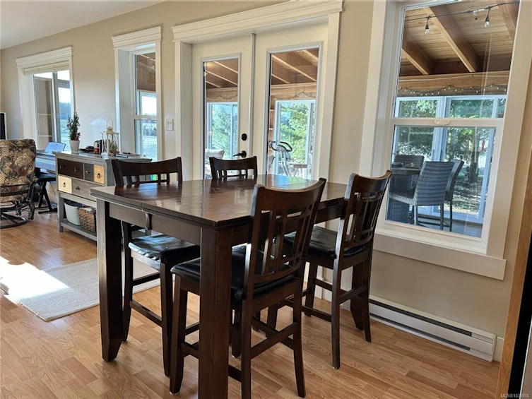 1355 Hodges Road, French Creek, BC, V9P 2B5 - 14