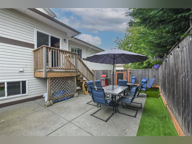 103-2727 1st Street, Courtenay, BC, V9N 9C8 - 3