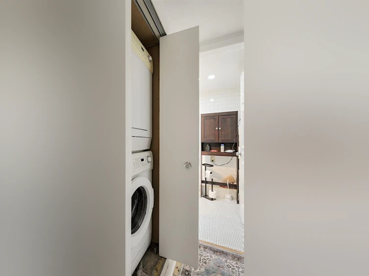 3091 Carroll Street, Victoria, BC, V9A 1R1 - 49