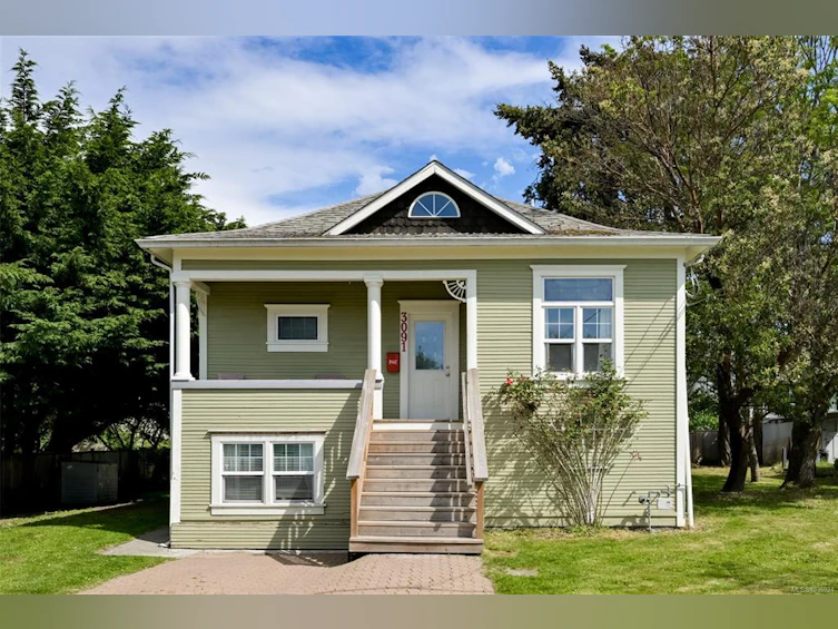 3091 Carroll Street, Victoria, BC, V9A 1R1 - 4