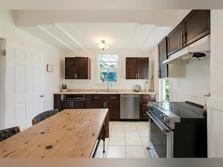 3091 Carroll Street, Victoria, BC, V9A 1R1 - 19