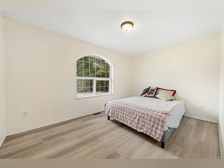 6745 Wall Street, Honeymoon Bay, BC, V0R 1Y0 - 24