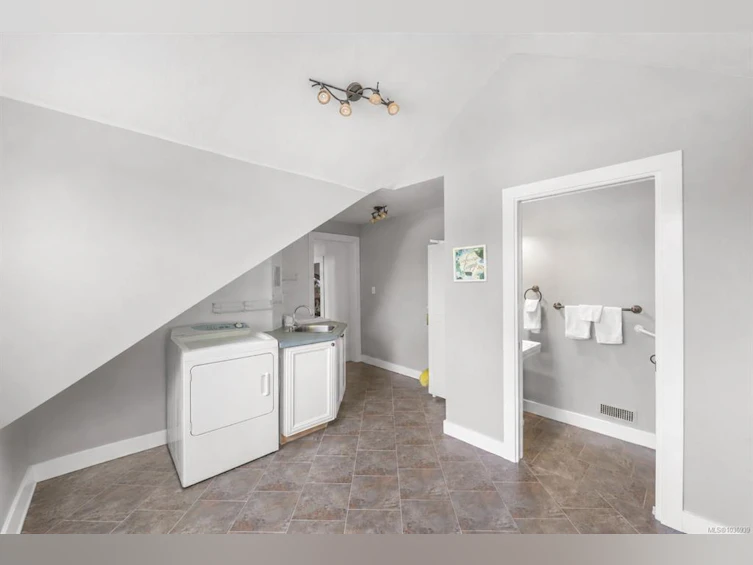 921 Marchmont Road, Duncan, BC, V9L 2M4 - 30