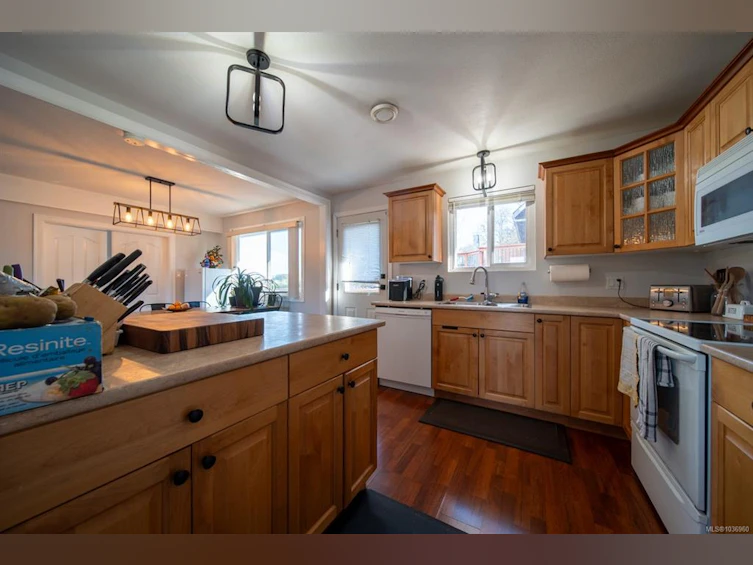 565 Nova Street, Nanaimo, BC, V9R 1C6 - 5