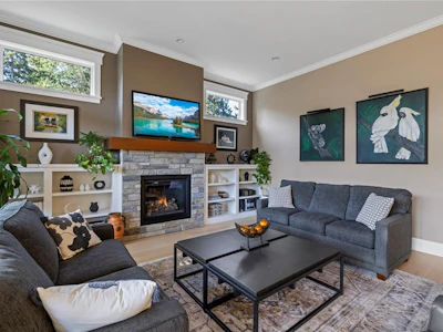 651 Eaglecrest Drive - 3