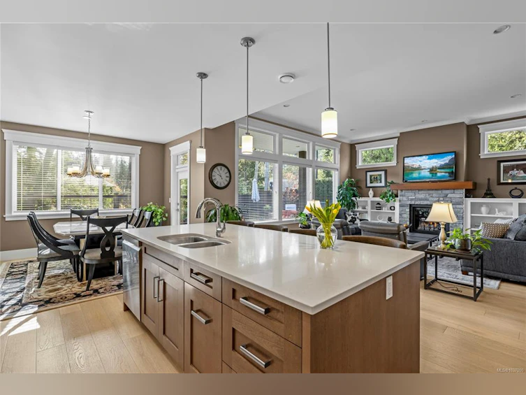 651 Eaglecrest Drive, Qualicum Beach, BC, V9K 1E4 - 6
