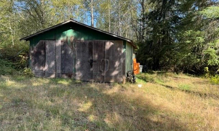 3476 Macaulay Road