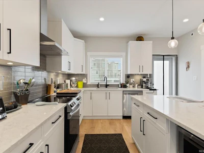 1360 Flint Avenue - 4