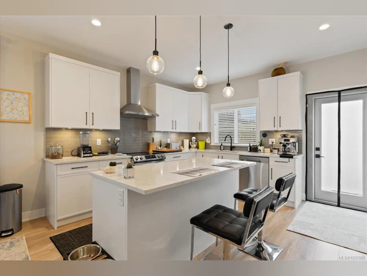 1360 Flint Avenue, Langford, BC, V9B 5N1 - 6