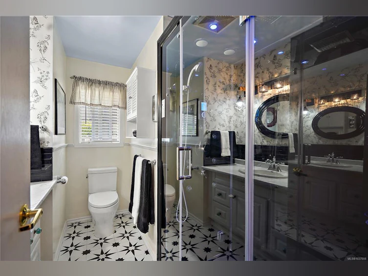 6864 East Saanich Road, Central Saanich, BC, V8Z 5Y9 - 29