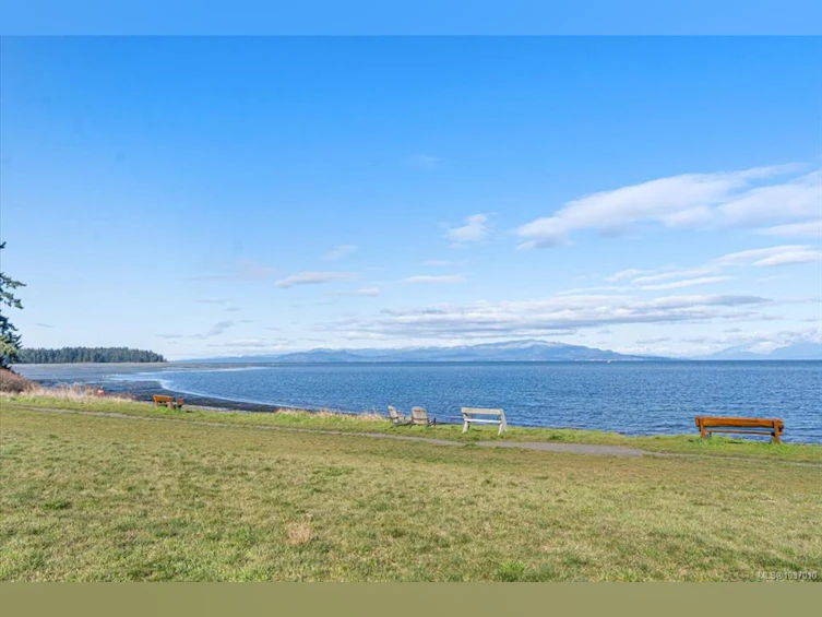 1266 Saturna Drive, Parksville, BC, V9P 2X6 - 4