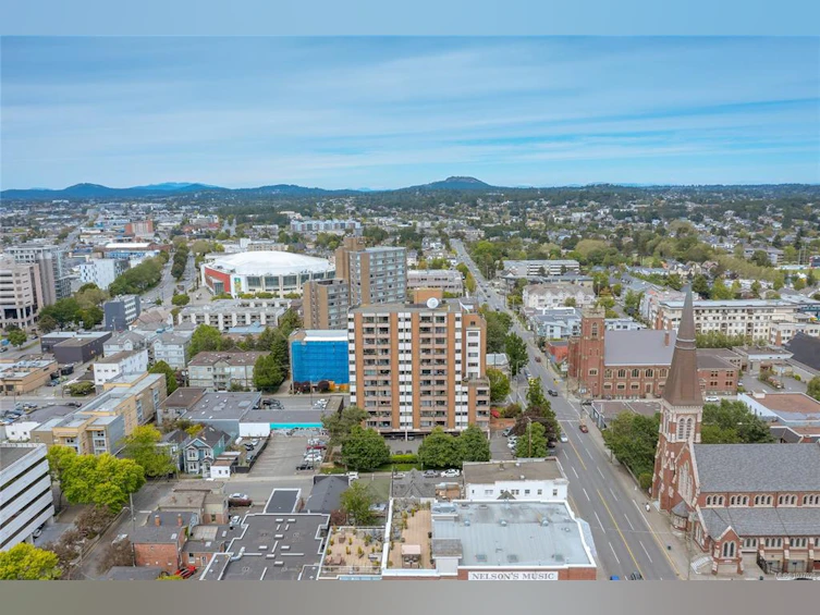 1005-1630 Quadra Street, Victoria, BC, V8W 3J5
