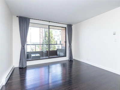 1005-1630 Quadra Street - 5