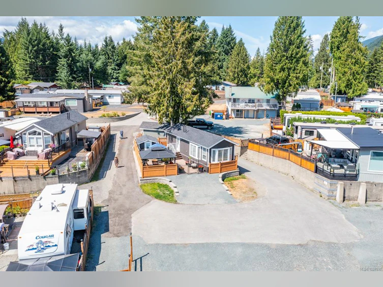 60-8389 Sa Seen Os Road, Youbou, BC, V0R 3E1 - 3