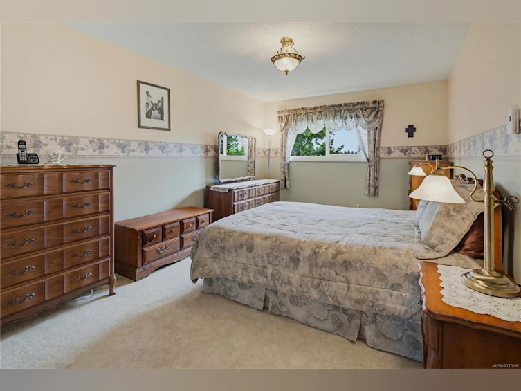 6-3981 Nelthorpe Street, Saanich, BC, V8X 3Z2 - 11