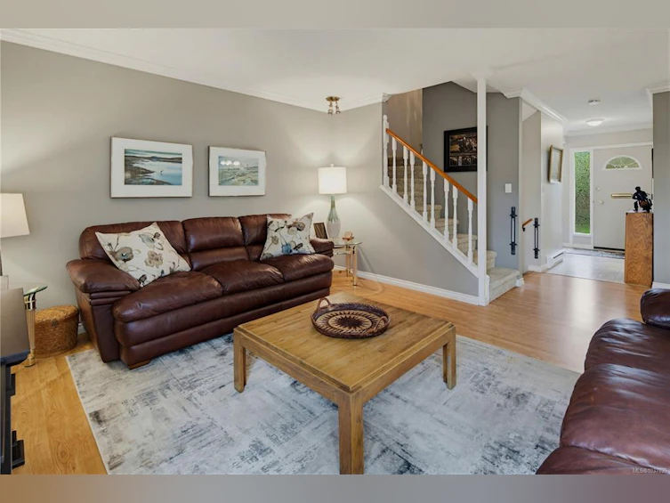 6-3981 Nelthorpe Street, Saanich, BC, V8X 3Z2 - 8