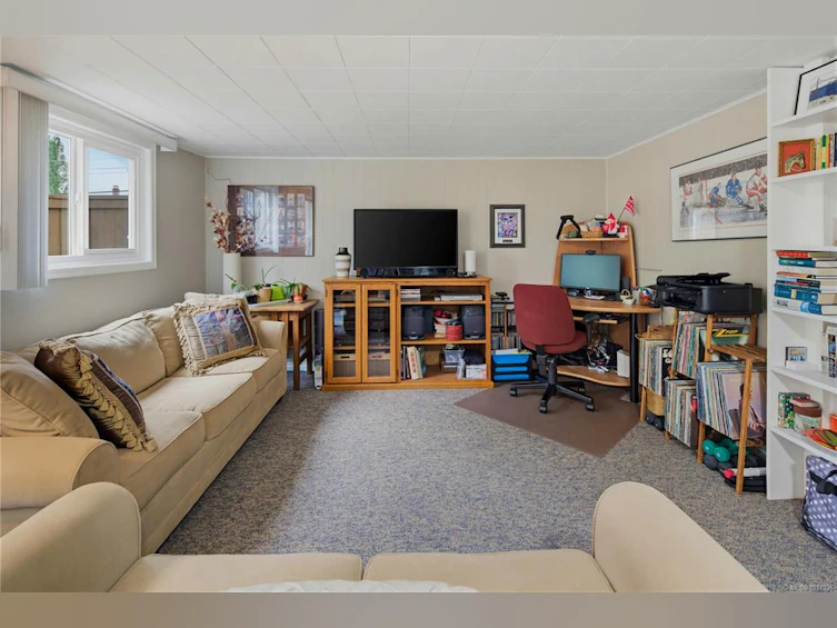 6-3981 Nelthorpe Street, Saanich, BC, V8X 3Z2 - 16