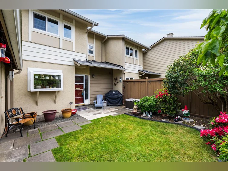 6-3981 Nelthorpe Street, Saanich, BC, V8X 3Z2 - 23