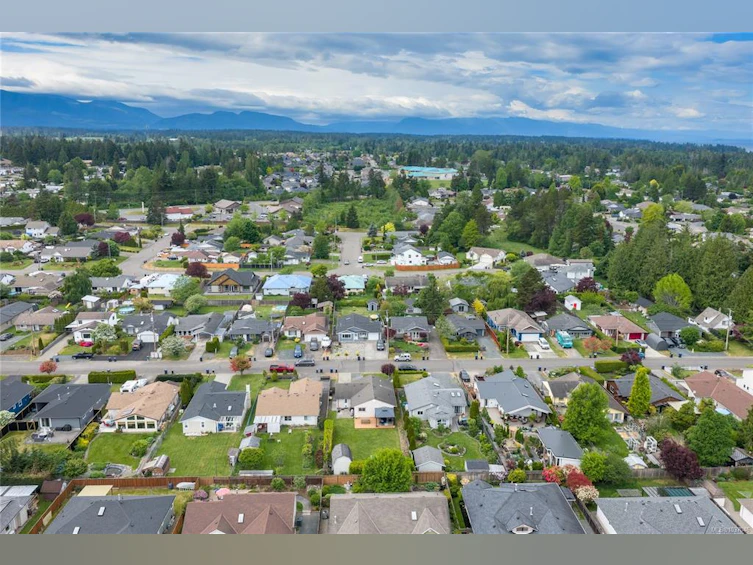 740 Phillips Street, Parksville, BC, V9P 1A7 - 59