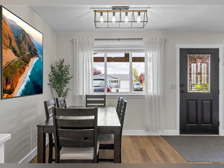 740 Phillips Street, Parksville, BC, V9P 1A7 - 30