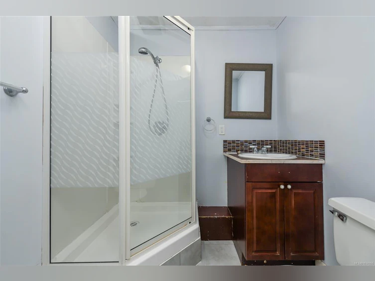 30 Rod & Gun Road, Courtenay, BC, V9N 3M9 - 33