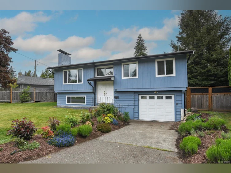 30 Rod & Gun Road, Courtenay, BC, V9N 3M9 - 2