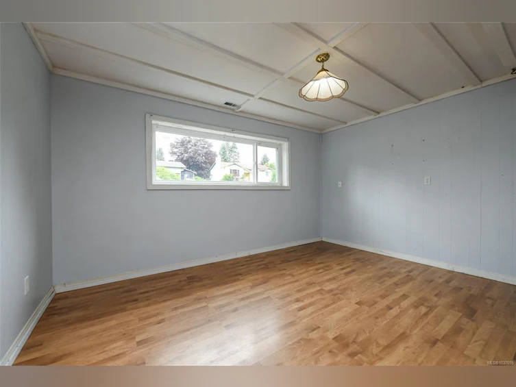 30 Rod & Gun Road, Courtenay, BC, V9N 3M9 - 29