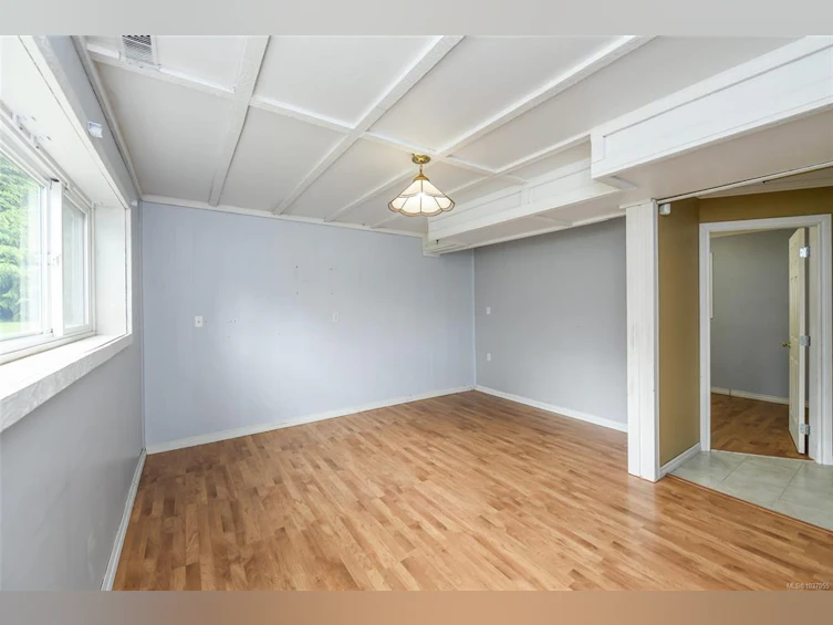 30 Rod & Gun Road, Courtenay, BC, V9N 3M9 - 28