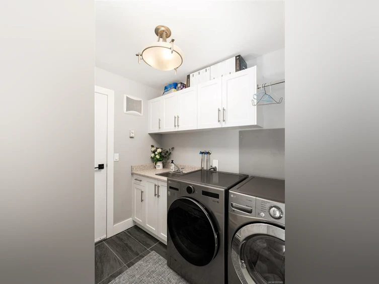 1018 Elstree Close, Central Saanich, BC, V8M 1A4 - 31