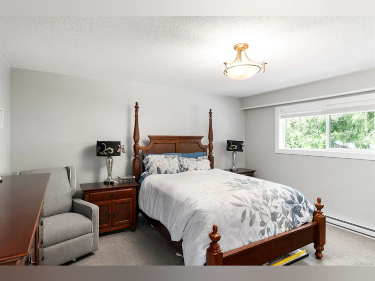1018 Elstree Close, Central Saanich, BC, V8M 1A4 - 26