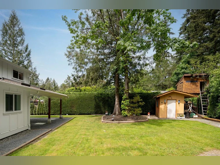 1018 Elstree Close, Central Saanich, BC, V8M 1A4 - 40