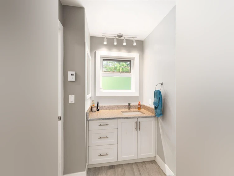 1018 Elstree Close, Central Saanich, BC, V8M 1A4 - 29