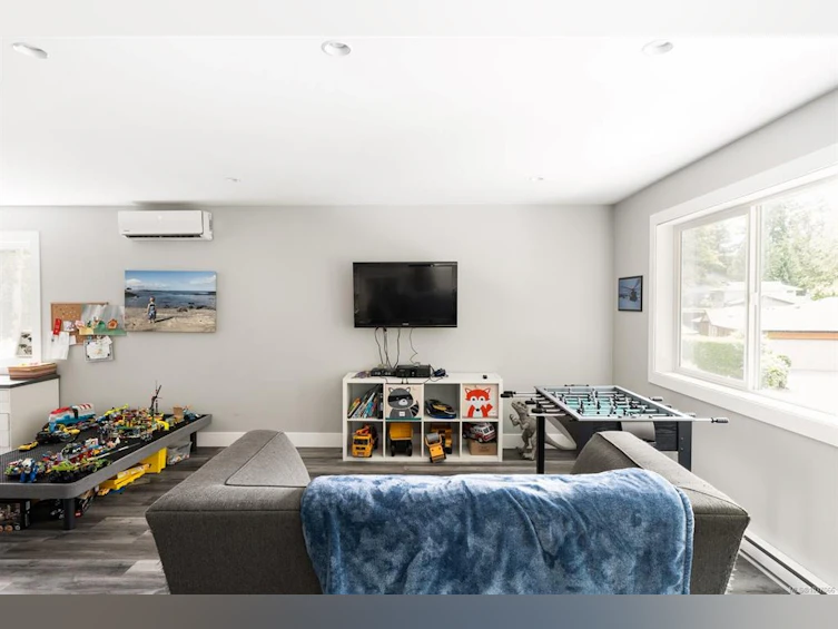 1018 Elstree Close, Central Saanich, BC, V8M 1A4 - 20