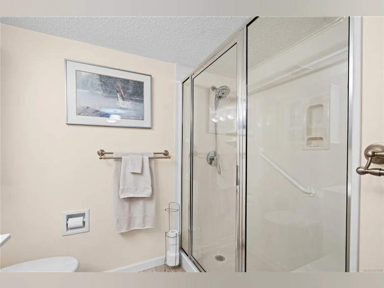 406-1433 Faircliff Lane, Victoria, BC, V8S 3J6 - 24