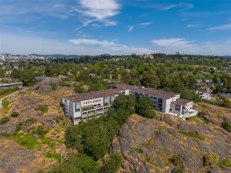 406-1433 Faircliff Lane, Victoria, BC, V8S 3J6 - 65