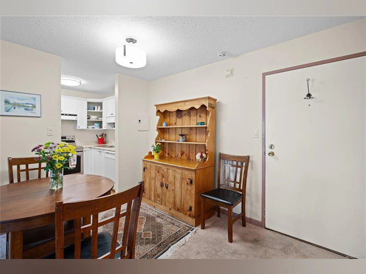 406-1433 Faircliff Lane, Victoria, BC, V8S 3J6 - 14