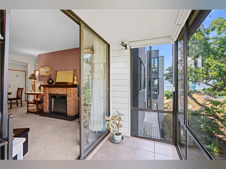 406-1433 Faircliff Lane, Victoria, BC, V8S 3J6 - 9