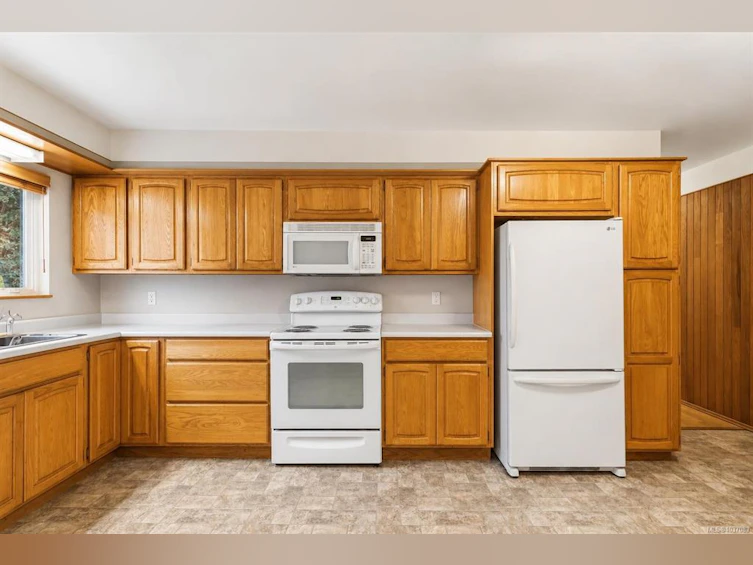2351 Bellamy Road, Langford, BC, V9B 3M8 - 5