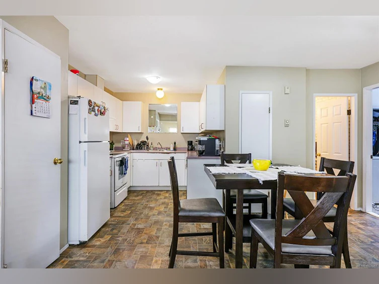 501 7th Avenue, Campbell River, BC, V9W 4A2 - 10