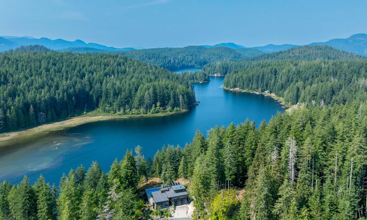 2643 Surge Narrows Road