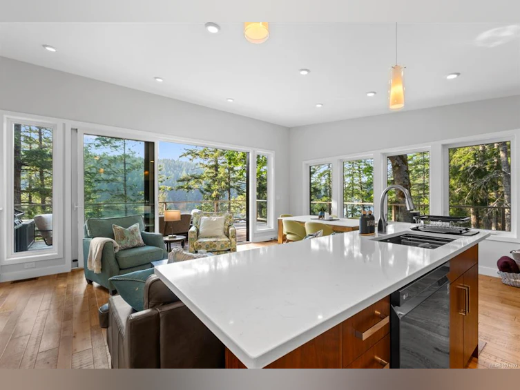 2643 Surge Narrows Road, Quadra Island, BC, V0P 1A7 - 73