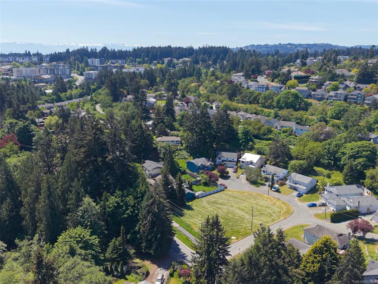 2694 Myra Place, View Royal, BC, V9B 5S3 - 18