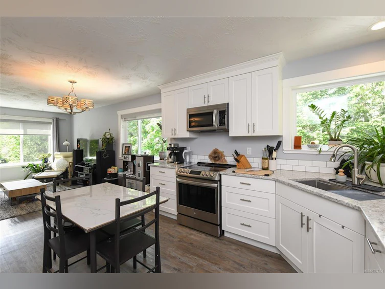 2126 Cypress Road, Comox, BC, V9M 3Z5 - 9