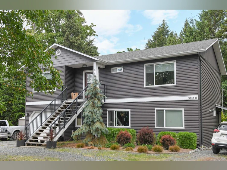 2126 Cypress Road, Comox, BC, V9M 3Z5