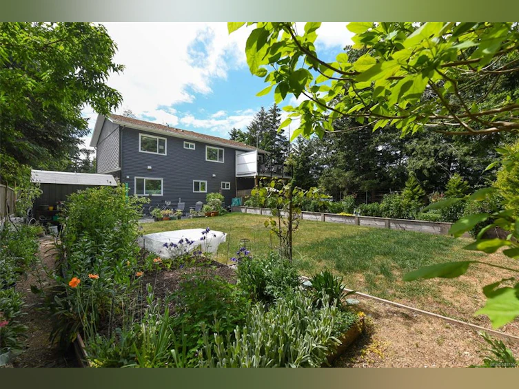 2126 Cypress Road, Comox, BC, V9M 3Z5 - 35