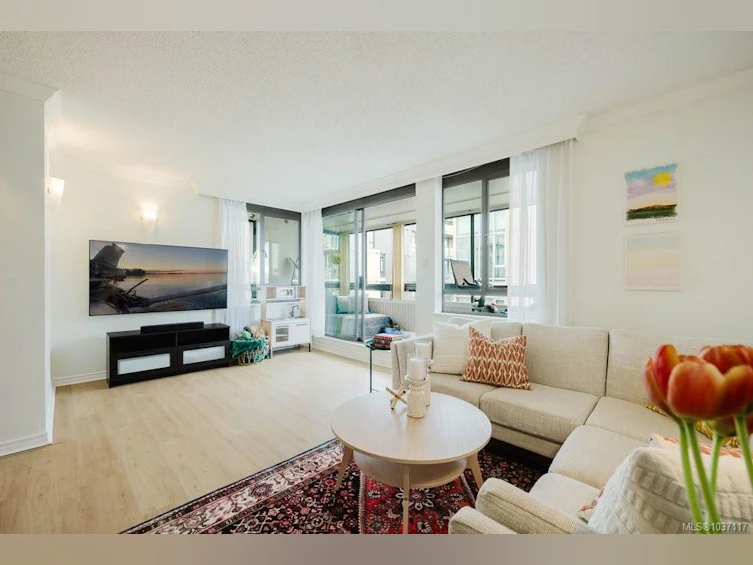 1004-1034 Johnson Street, Victoria, BC, V8V 3N7 - 4
